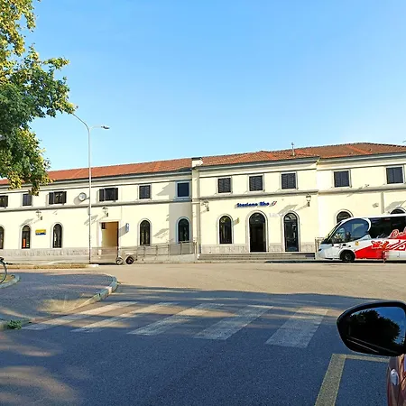 公寓 Matteotti 51 - Vicino A Fiera, Ospedale Galeazzi E Stazione Di -